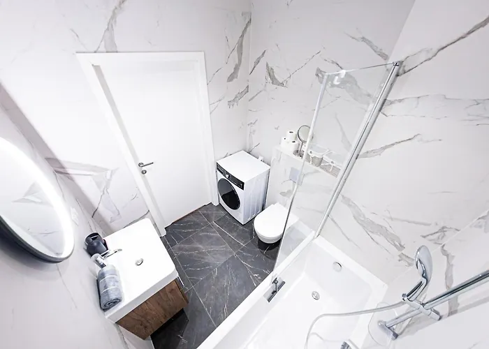 Euro Sadova Apartament *